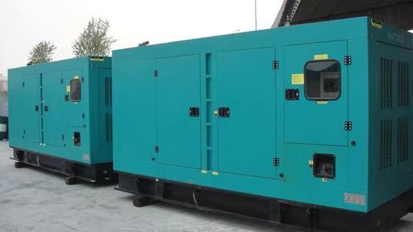 彭水康明斯400kw大型柴油二手发电机组