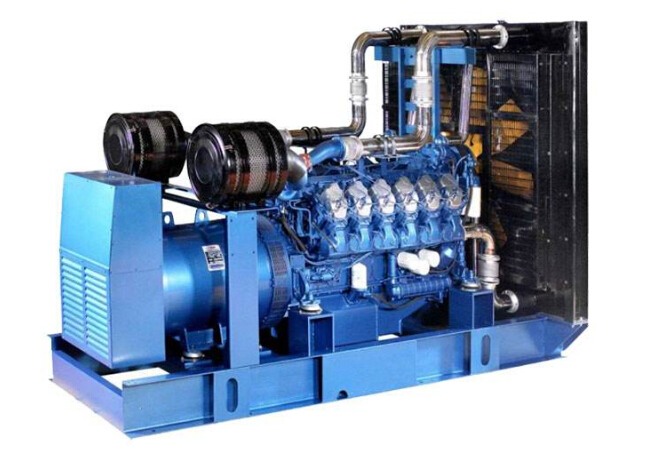 彭水康明斯30kw小型柴油二手发电机组