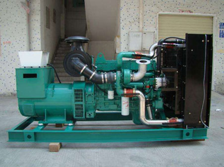 彭水1100kw康明斯柴油发电机组