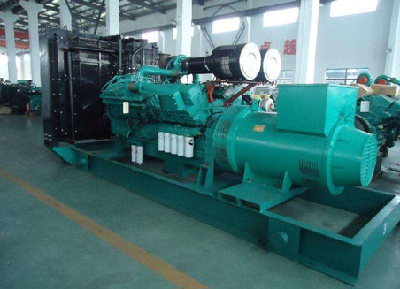 彭水800kw康明斯柴油发电机组
